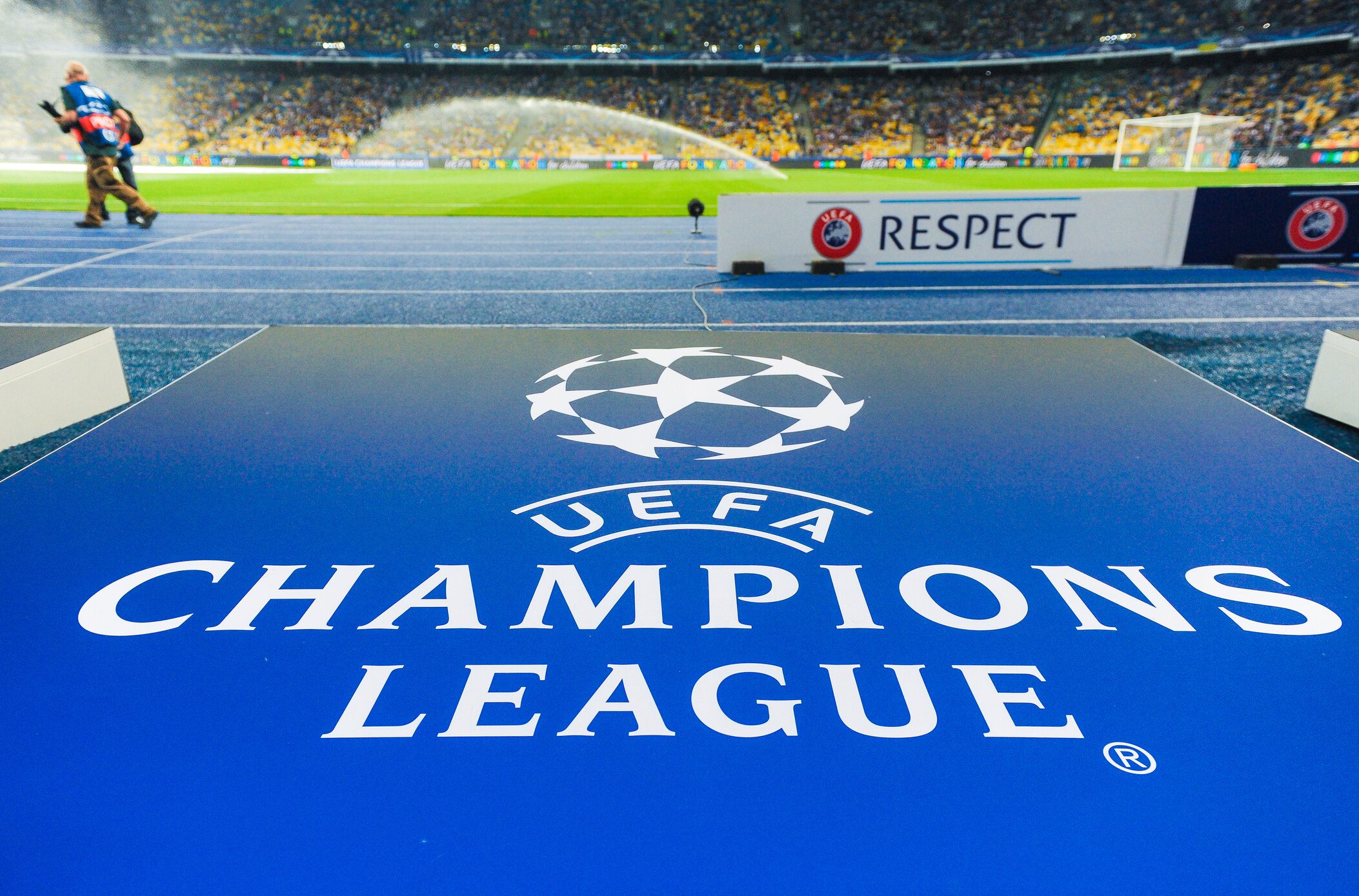 Smart takes-off in UEFA group stages