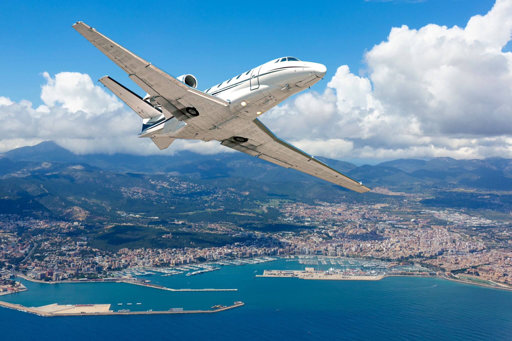 The Smart Guide to flying to Majorca by private jet this summer