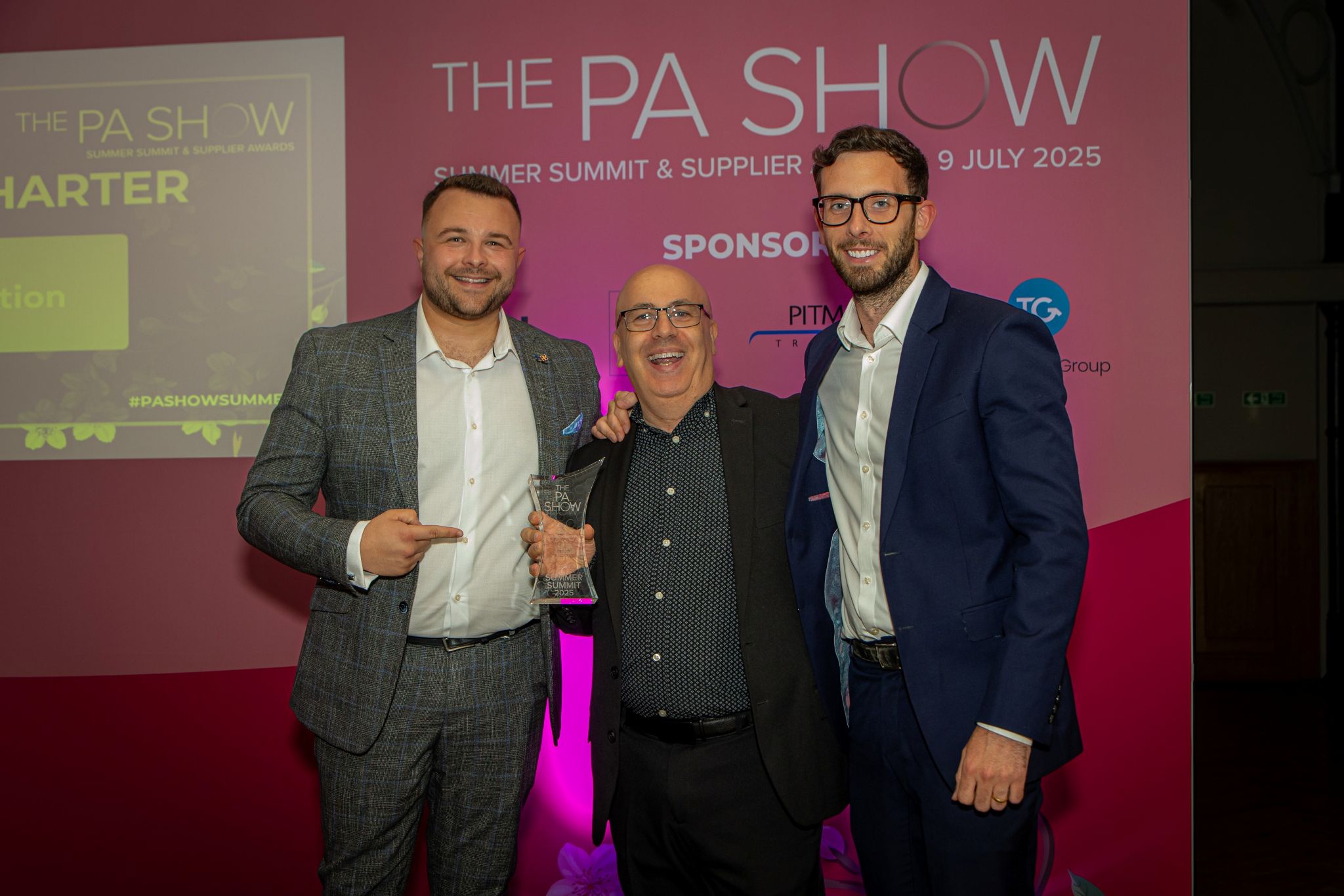 Smart Aviation wins Best Air Charter Award at PA Show Summer Supplier Awards